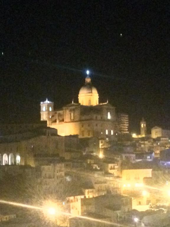 B&B Dimora Del Conte Piazza Armerina Szoba fotó